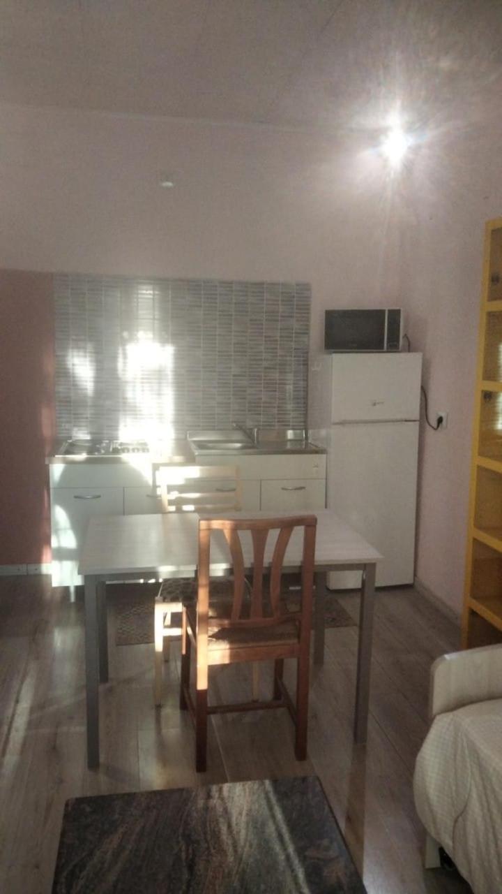 The Orange Housing In Комо Экстерьер фото